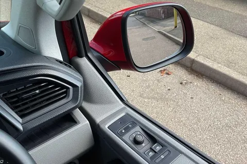 VN23WOB Volkswagen California 2.0 TDI Beach Camper DSG Thumbnail #17