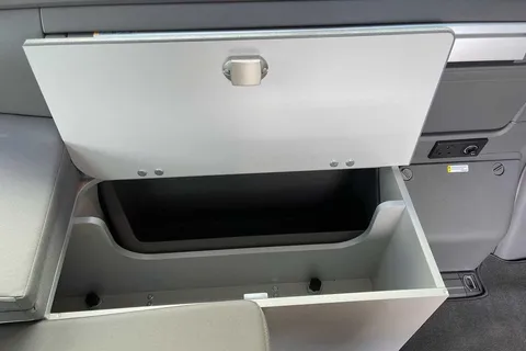 VN23WOB Volkswagen California 2.0 TDI Beach Camper DSG Thumbnail #33