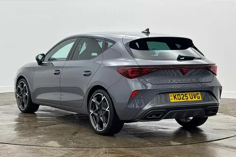 KO25UVG CUPRA Leon 1.5 eTSI 150 V2 5dr DSG Thumbnail #3
