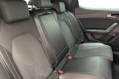 KO25UVG CUPRA Leon 1.5 eTSI 150 V2 5dr DSG Thumbnail #9