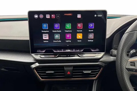 KO25UVG CUPRA Leon 1.5 eTSI 150 V2 5dr DSG Thumbnail #12