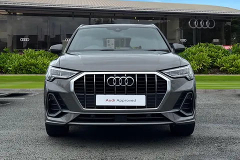 GF20VCV Audi Q3 S line 35 TFSI 150 PS S tronic Thumbnail #7