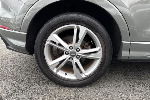 GF20VCV Audi Q3 S line 35 TFSI 150 PS S tronic Thumbnail #13