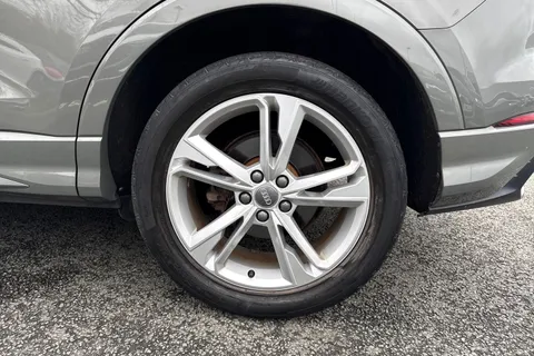 GF20VCV Audi Q3 S line 35 TFSI 150 PS S tronic Thumbnail #14