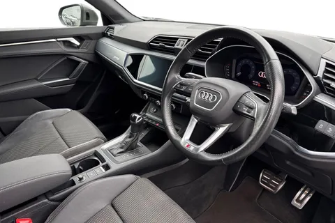 GF20VCV Audi Q3 S line 35 TFSI 150 PS S tronic Thumbnail #15