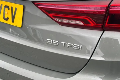 GF20VCV Audi Q3 S line 35 TFSI 150 PS S tronic Thumbnail #29