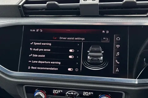 GF20VCV Audi Q3 S line 35 TFSI 150 PS S tronic Thumbnail #34