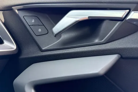 DC23HPY Audi A3 Sportback S line 35 TDI  150 PS S tronic Thumbnail #22