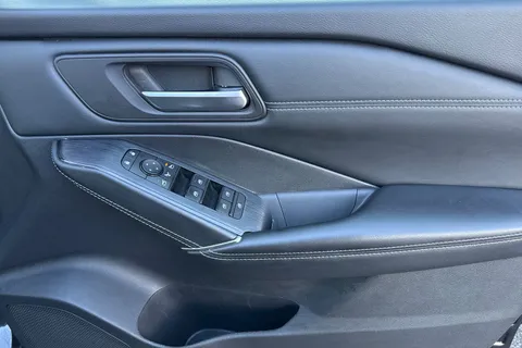 LN23OKX Nissan Qashqai 1.5 h e-POWER N-Connecta Auto Euro 6 (s/s) 5dr Thumbnail #22