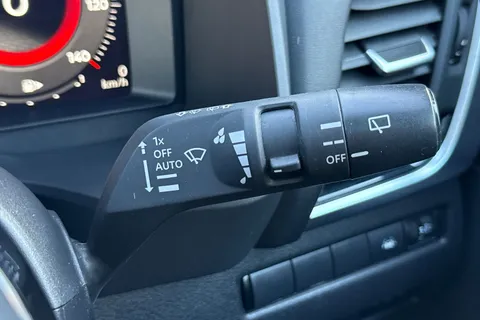 LN23OKX Nissan Qashqai 1.5 h e-POWER N-Connecta Auto Euro 6 (s/s) 5dr Thumbnail #44