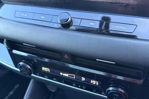 LN23OKX Nissan Qashqai 1.5 h e-POWER N-Connecta Auto Euro 6 (s/s) 5dr Thumbnail #52