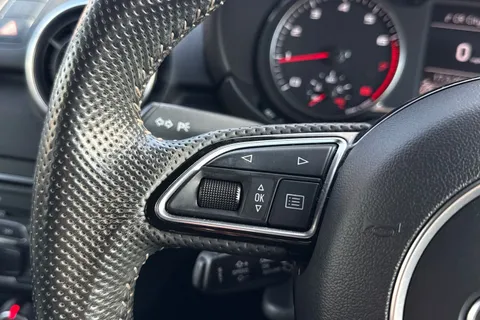 27 of 44 for AUDI A1 1.4 TFSI 125 Black Edition Nav 5dr