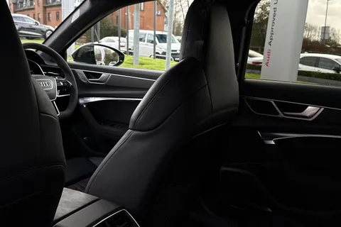 30 of 66 for Audi RS 6 Avant RS 6 Avant performance Carbon Vorsprung 630 PS tiptronic