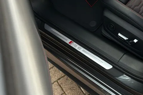 37 of 66 for Audi RS 6 Avant RS 6 Avant performance Carbon Vorsprung 630 PS tiptronic