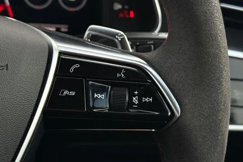 40 of 66 for Audi RS 6 Avant RS 6 Avant performance Carbon Vorsprung 630 PS tiptronic