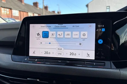 19 of 49 for Volkswagen Golf 1.0 TSI Active Euro 6 (s/s) 5dr