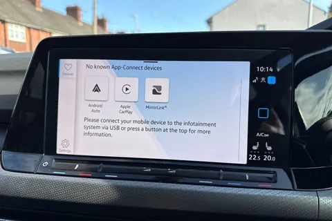 32 of 49 for Volkswagen Golf 1.0 TSI Active Euro 6 (s/s) 5dr