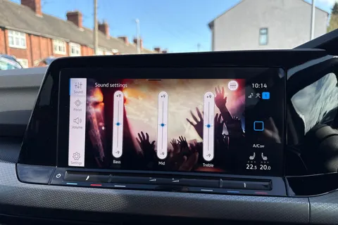 33 of 49 for Volkswagen Golf 1.0 TSI Active Euro 6 (s/s) 5dr