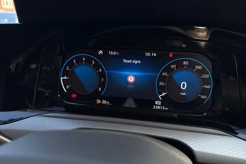 39 of 49 for Volkswagen Golf 1.0 TSI Active Euro 6 (s/s) 5dr