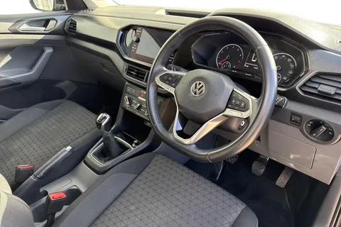 PK69GEJ Volkswagen T-Cross 1.0 TSI SE Euro 6 (s/s) 5dr Thumbnail #15