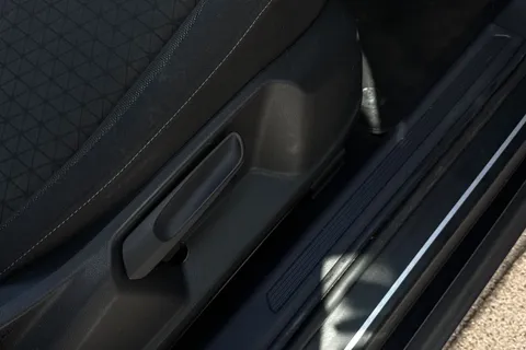 PK69GEJ Volkswagen T-Cross 1.0 TSI SE Euro 6 (s/s) 5dr Thumbnail #39