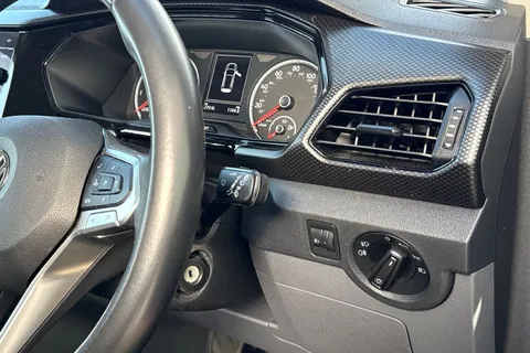 PK69GEJ Volkswagen T-Cross 1.0 TSI SE Euro 6 (s/s) 5dr Thumbnail #41