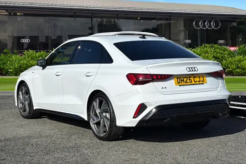 DH25CJJ Audi A3 Black Edition TFSI  150 PS S tronic Thumbnail #3