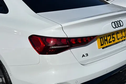 DH25CJJ Audi A3 Black Edition TFSI  150 PS S tronic Thumbnail #17