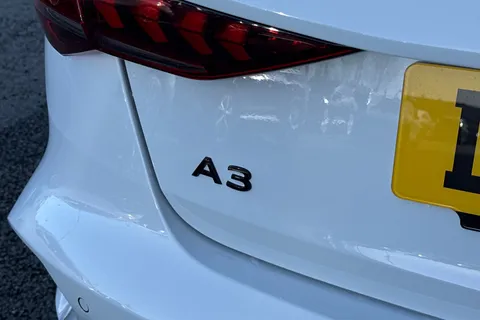 DH25CJJ Audi A3 Black Edition TFSI  150 PS S tronic Thumbnail #28