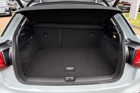 BV24TXN Audi Q2 Sport 30 TFSI  110 PS 6-speed Thumbnail #7