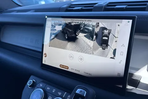 KW74HDN Land Rover Defender 110 3.0 D350 X-Dynamic HSE 5dr Thumbnail #14