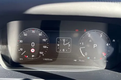 KW74HDN Land Rover Defender 110 3.0 D350 X-Dynamic HSE 5dr Thumbnail #18