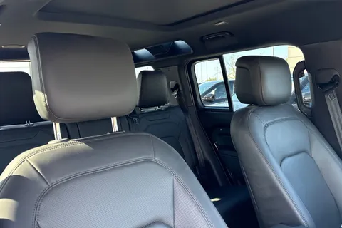 KW74HDN Land Rover Defender 110 3.0 D350 X-Dynamic HSE 5dr Thumbnail #23