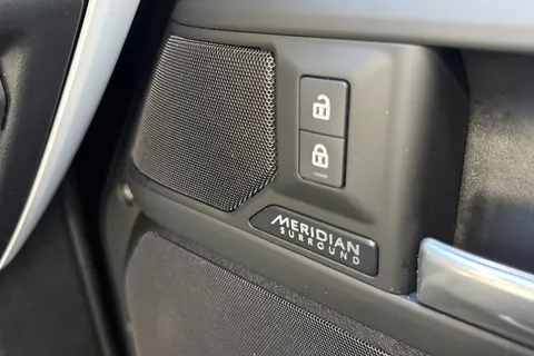 KW74HDN Land Rover Defender 110 3.0 D350 X-Dynamic HSE 5dr Thumbnail #26