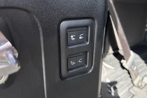 KW74HDN Land Rover Defender 110 3.0 D350 X-Dynamic HSE 5dr Thumbnail #29