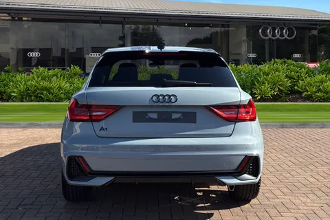 Audi A1 1.5 TFSI 35 Black Edition Sportback S Tronic Euro 6 (s/s) 5dr Thumbnail #5