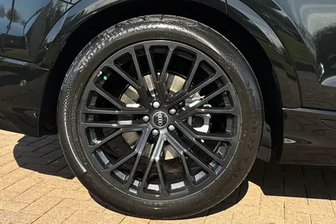  Audi Q8 3.0 TFSI V6 Black Edition Tiptronic quattro Euro 6 (s/s) 5dr Thumbnail #10