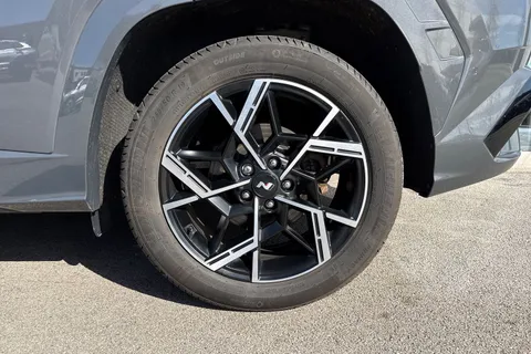 WK25YCC Hyundai Tucson 1.6 T-GDi 13.8kWh N Line S Auto Euro 6 (s/s) 5dr Thumbnail #13