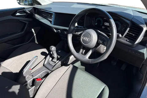 BJ22YSL Audi A1 Technik 25 TFSI  95 PS 5-speed Thumbnail #14