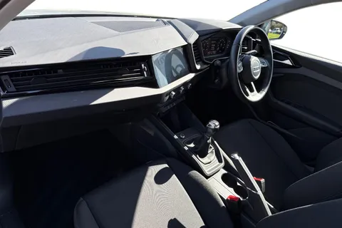 BJ22YSL Audi A1 Technik 25 TFSI  95 PS 5-speed Thumbnail #15