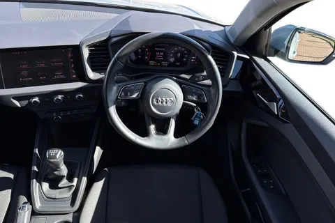 BJ22YSL Audi A1 Technik 25 TFSI  95 PS 5-speed Thumbnail #18