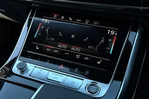  Audi Q8 3.0 TFSI V6 Black Edition Tiptronic quattro Euro 6 (s/s) 5dr Thumbnail #22