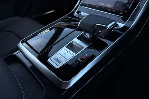  Audi Q8 3.0 TFSI V6 Black Edition Tiptronic quattro Euro 6 (s/s) 5dr Thumbnail #23