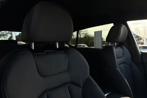  Audi Q8 3.0 TFSI V6 Black Edition Tiptronic quattro Euro 6 (s/s) 5dr Thumbnail #24