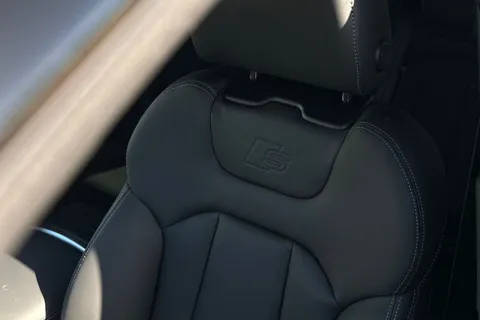  Audi Q8 3.0 TFSI V6 Black Edition Tiptronic quattro Euro 6 (s/s) 5dr Thumbnail #32