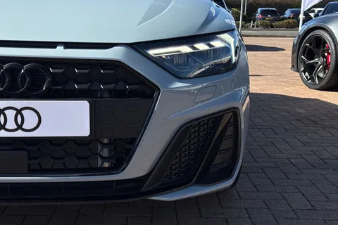Audi A1 1.5 TFSI 35 Black Edition Sportback S Tronic Euro 6 (s/s) 5dr Thumbnail #30