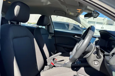 BJ22YSL Audi A1 Technik 25 TFSI  95 PS 5-speed Thumbnail #39