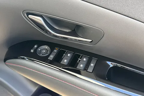 WK25YCC Hyundai Tucson 1.6 T-GDi 13.8kWh N Line S Auto Euro 6 (s/s) 5dr Thumbnail #44