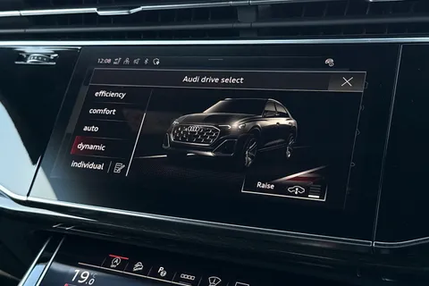  Audi Q8 3.0 TFSI V6 Black Edition Tiptronic quattro Euro 6 (s/s) 5dr Thumbnail #43