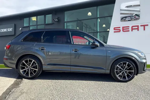 VA69MYY Audi Q7 3.0 TDI V6 45 Black Edition Tiptronic quattro Euro 6 (s/s) 5dr Thumbnail #4